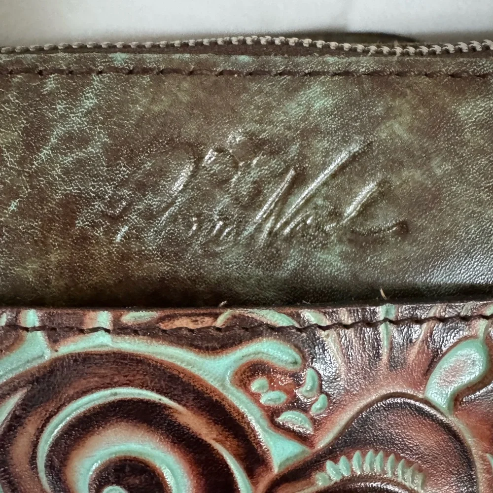 Patricia Nash Turquoise Floral Embossed Leather Crossbody Bag - Picture 4 of 11